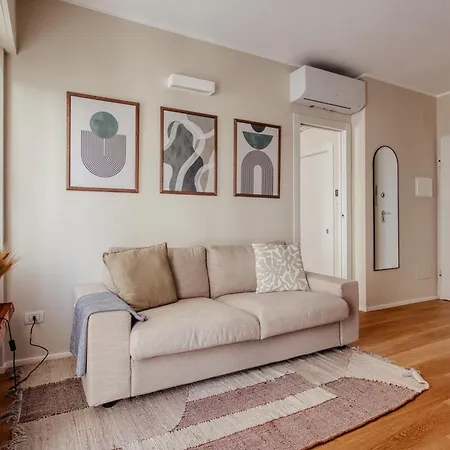 Hostmate -milano - Schiaparelli -stazione Апартаменты Милан